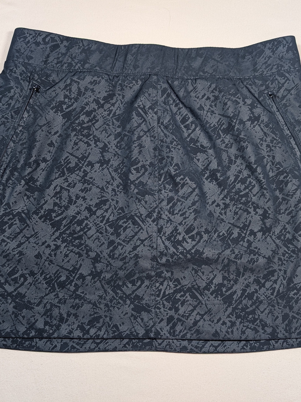 Orvis Women's Navy Patterned Active Skort